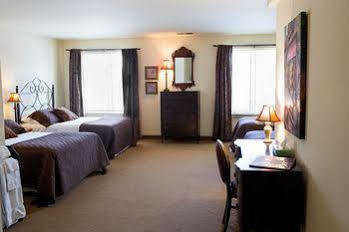 Conference Center Hotel At Valley Forge Inn 3*